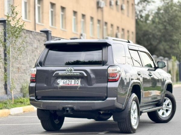 2019 Toyota 4Runner 4x4 Gasoline Auto - Image 3